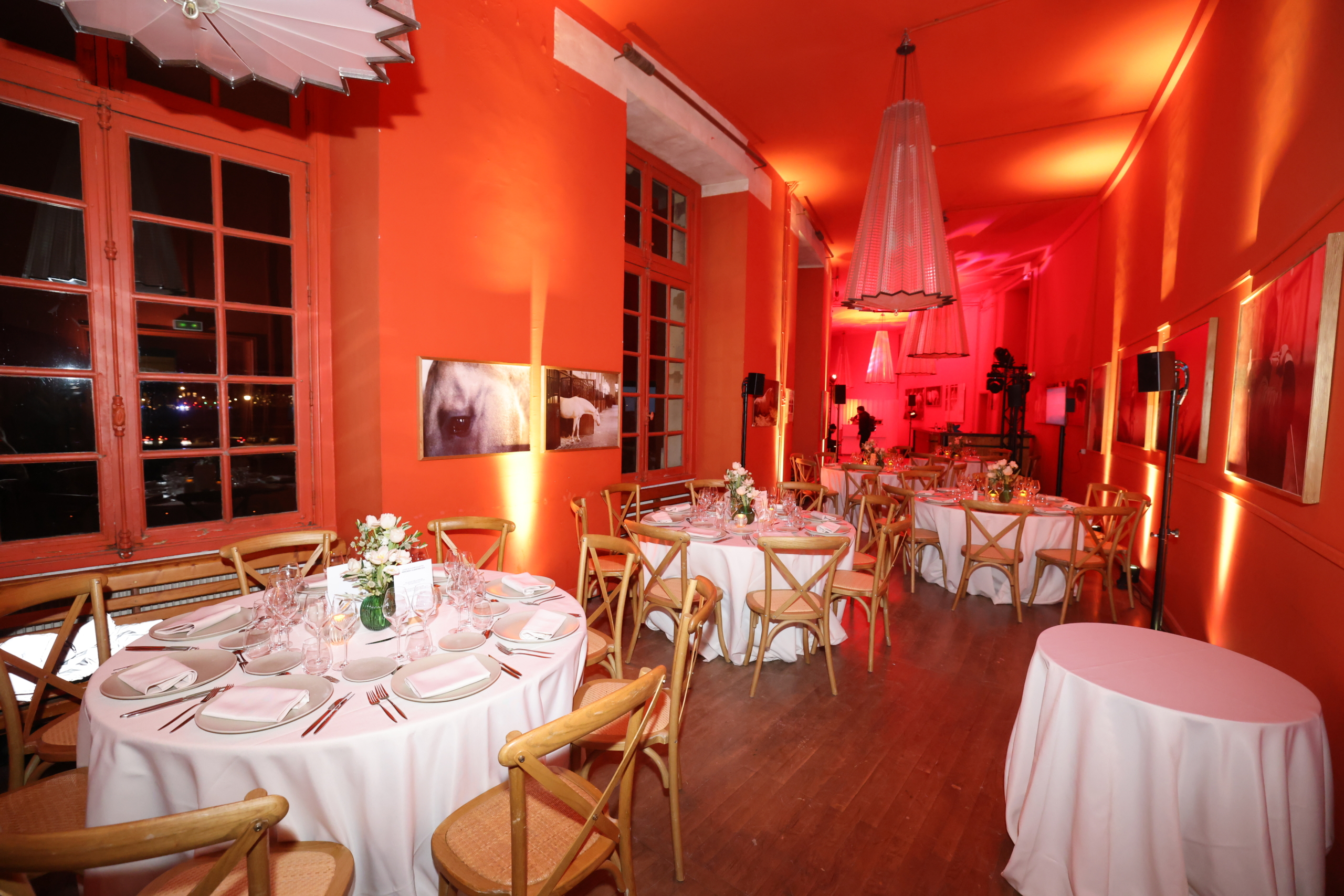 l'Académie Équestre de Versailles - format  reception dans le salon Nuno Oliveira