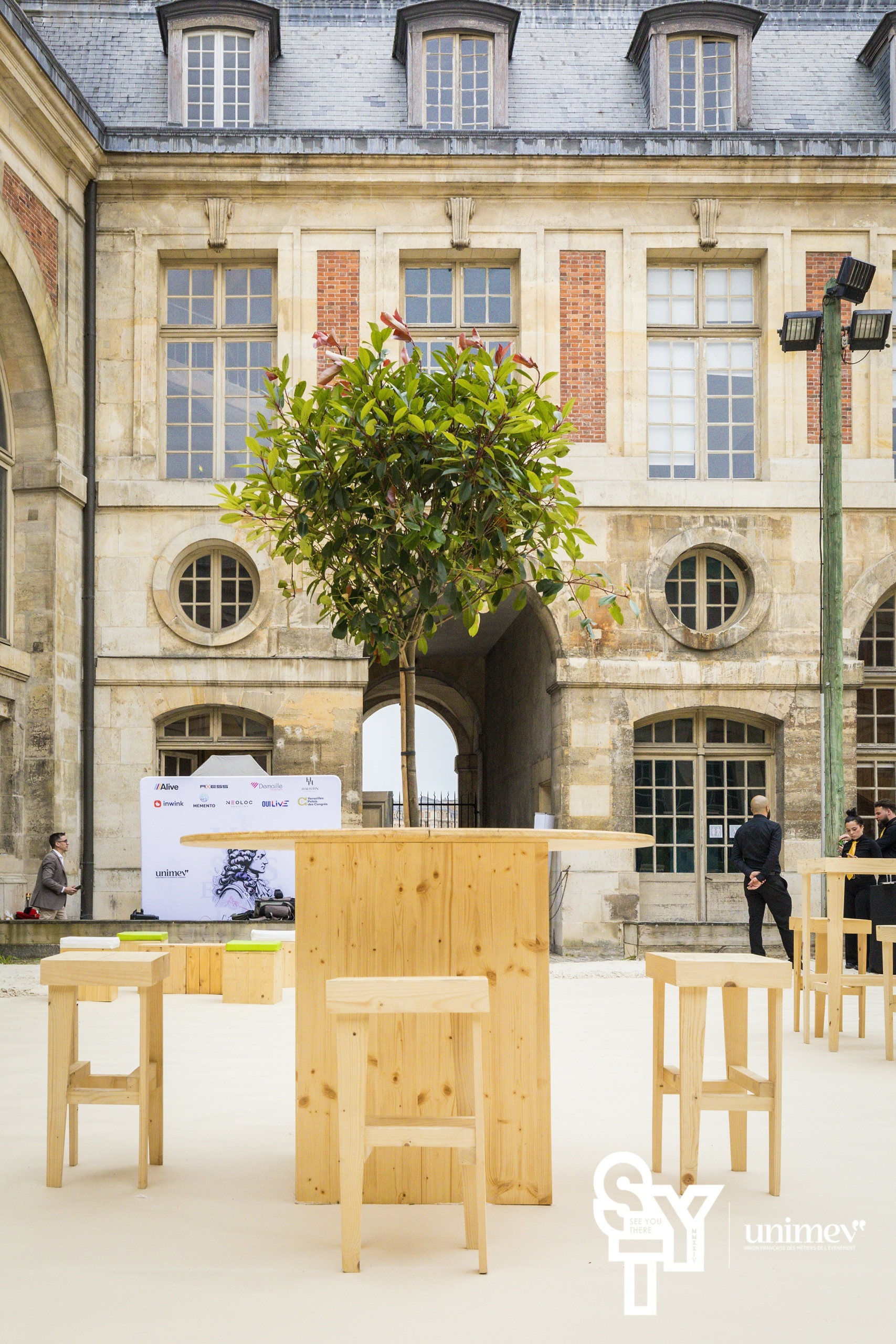 Carrière intérieure de l'Académie Équestre de Versailles - Format cocktail en plein air