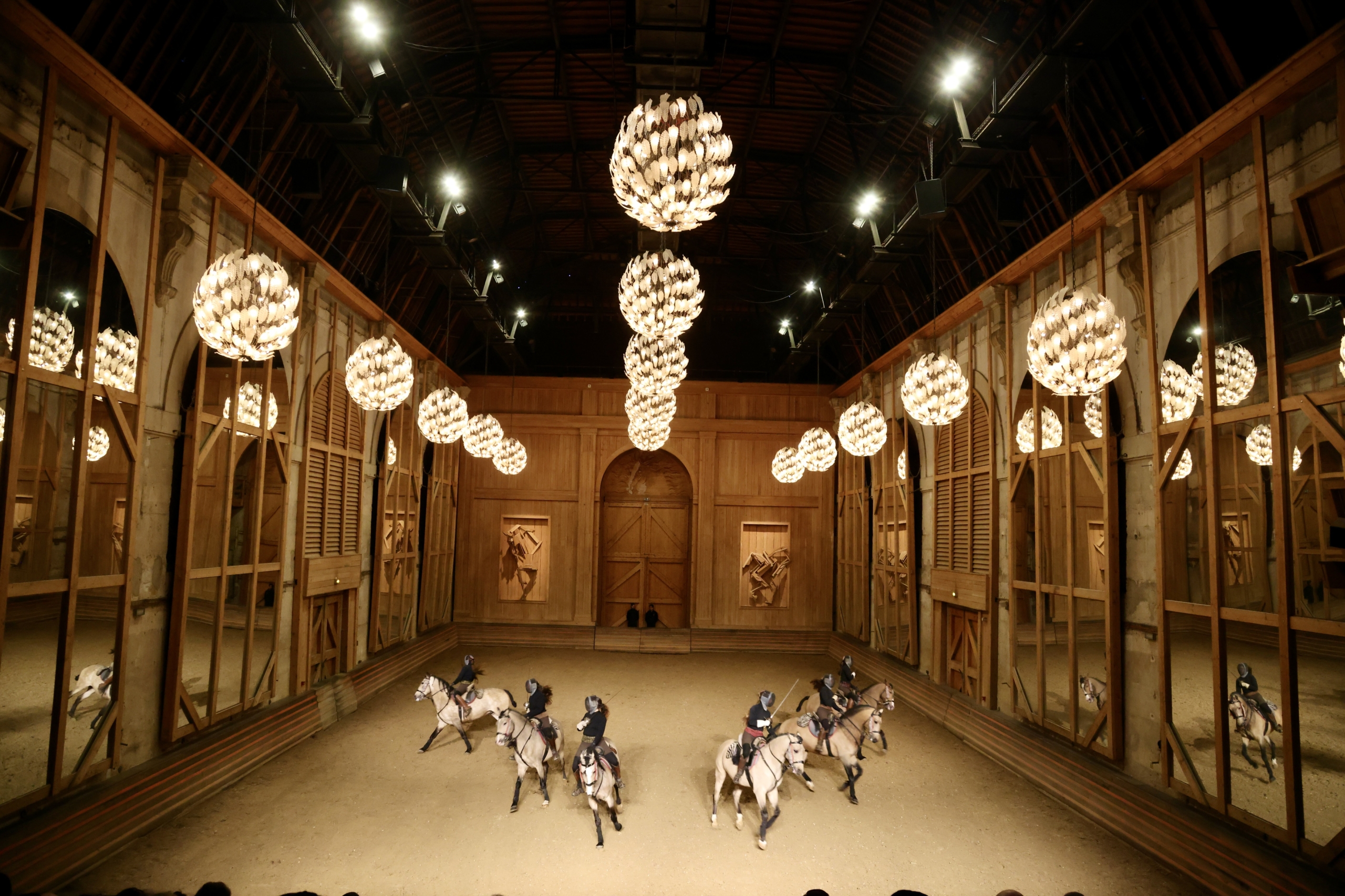 Manège de l'Académie Équestre de Versailles - Format spectacle Équestre escrime